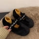 thumbnail image 4 of Zapatos de felpa de una sola capa, lindos y dulces zapatos de felpa blancos, zapatos de mujer, ropa exterior, zapatos cálidos acolchados de algodón para otoño, zapatos planos, 4 of 6