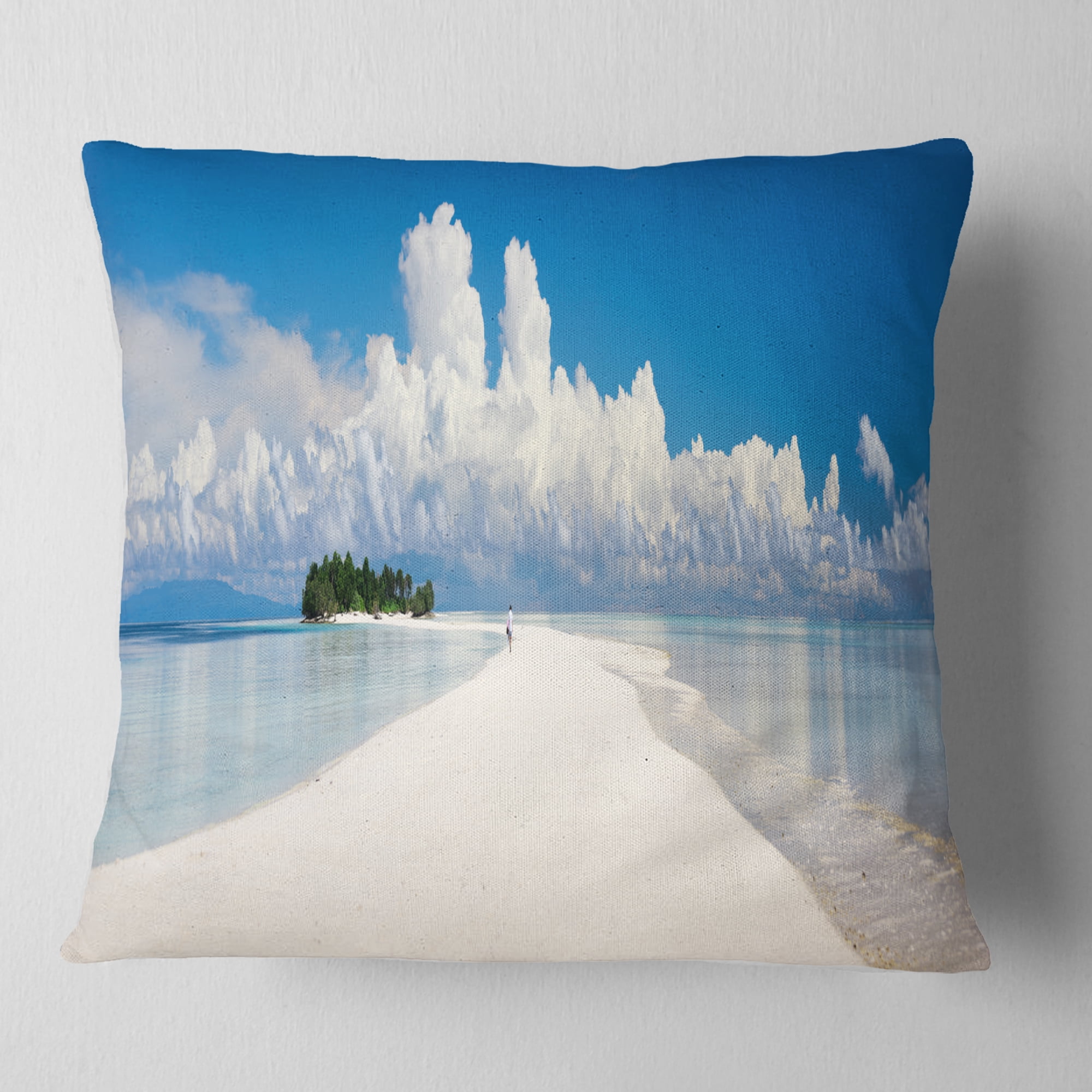 Designart Tropical Island Panorama - Landscape Photography Throw Pillow - 18x18