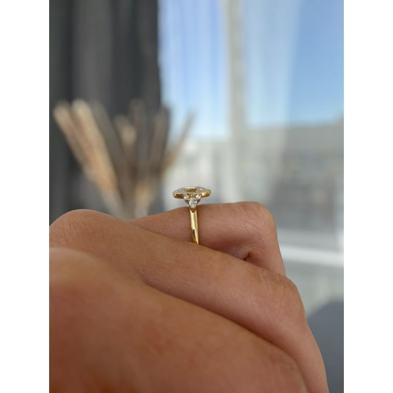 Channel Set Princess Cut Diamond Band In Yellow Gold | New York - Foto 2