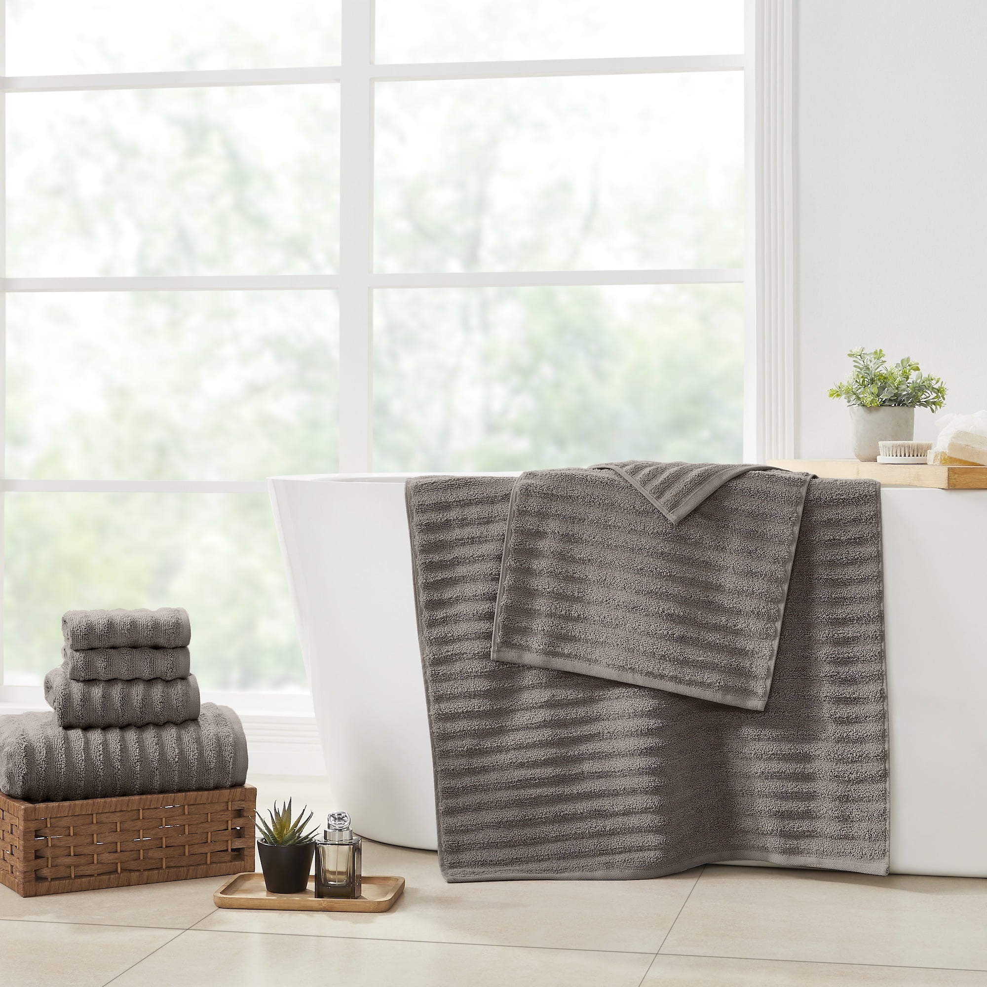 Etta Avenue™ Saige Ultra Soft Quick-Drying 8-Piece Cotton Towel Set &  Reviews