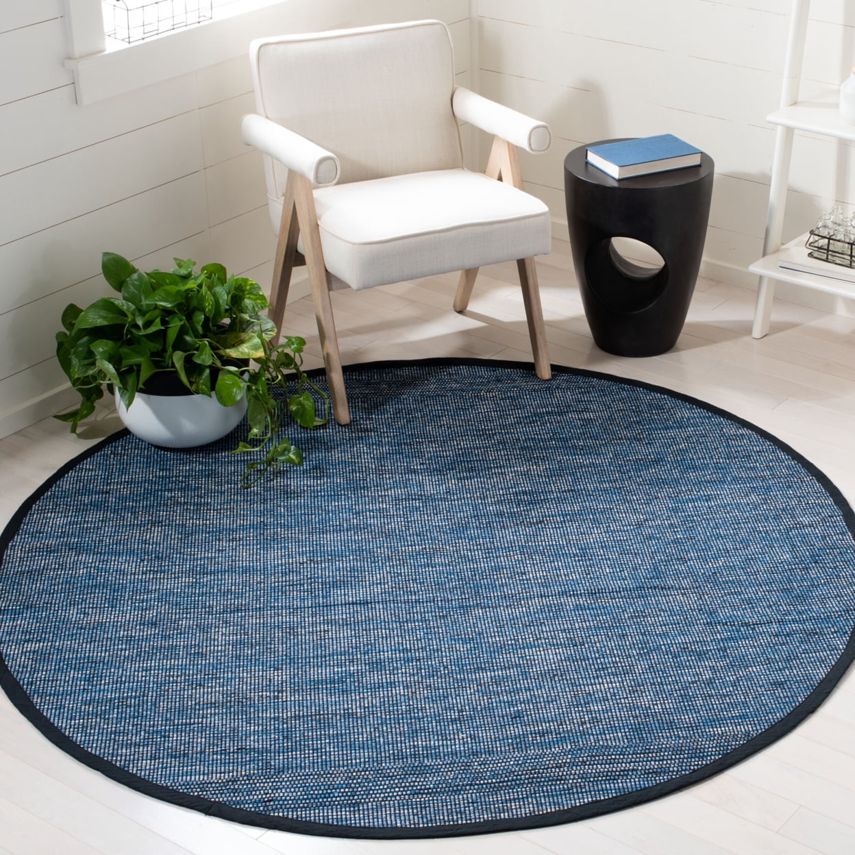 SAFAVIEH Montauk Kelsey Distressed Cotton Area Rug, Blue/Black, 5' x 8'