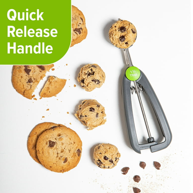 The BEST Cookie Scoops (Plus How and Why to Use One!)  Christmas cookie  dough, Cookie scoop, Cookies branding