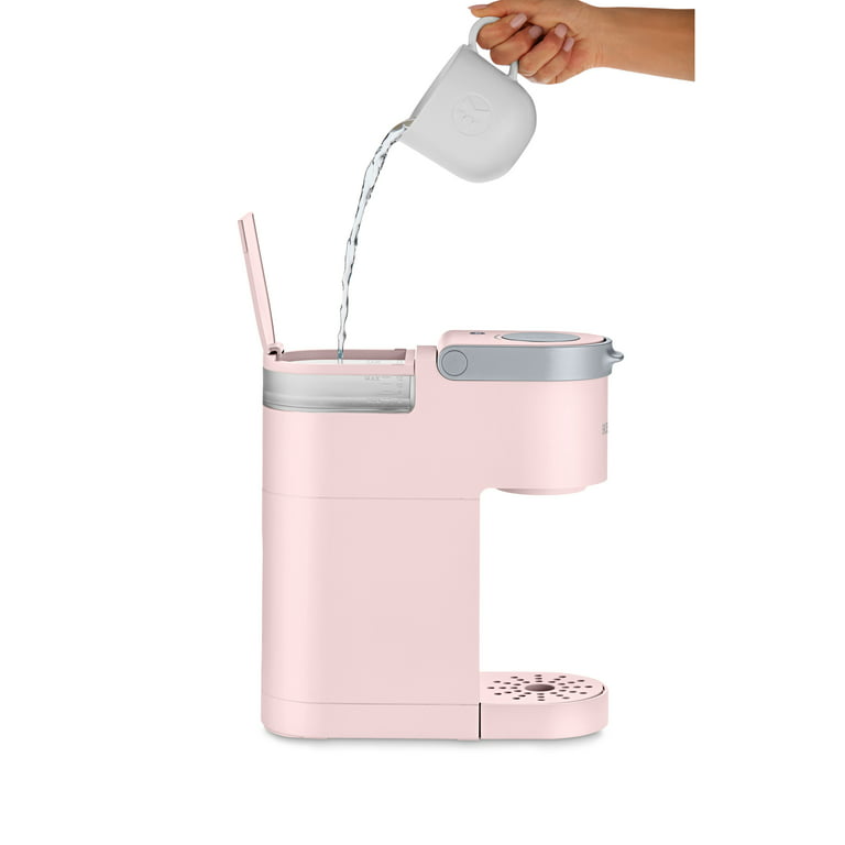Keurig K-mini Coffee Maker Pink Onhand, Furniture & Home Living,  Kitchenware & Tableware, Coffee & Tea Tableware on Carousell