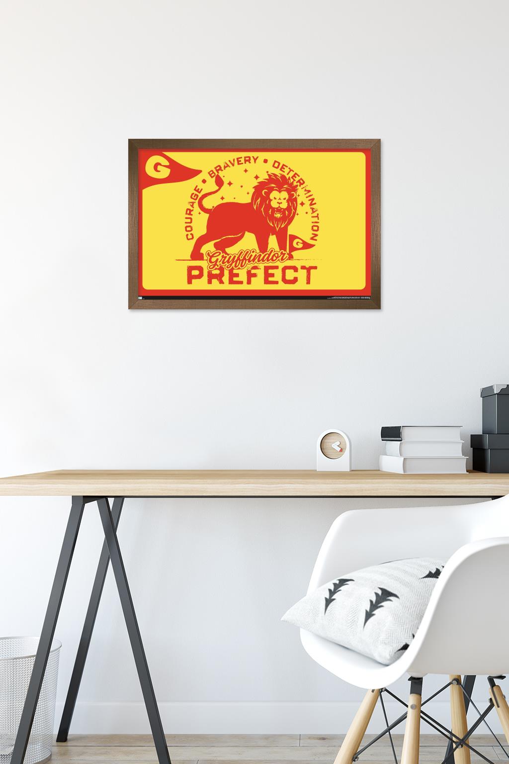 The Wizarding World: Harry Potter - Gryffindor Clubhouse Crest Wall Poster, 14.725" x 22.375" Framed