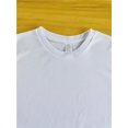 thumbnail image 3 of Camiseta informal con estampado de atleta para niño: manga corta, cuello redondo, ideal para deportes de verano al aire libre, ideal como regalo de verano., 3 of 6