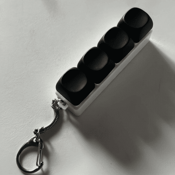 RUNJIG Compact Mechanical Keyboard Snap Hook Keychain Fingertip Clicker Toy, Black, 1