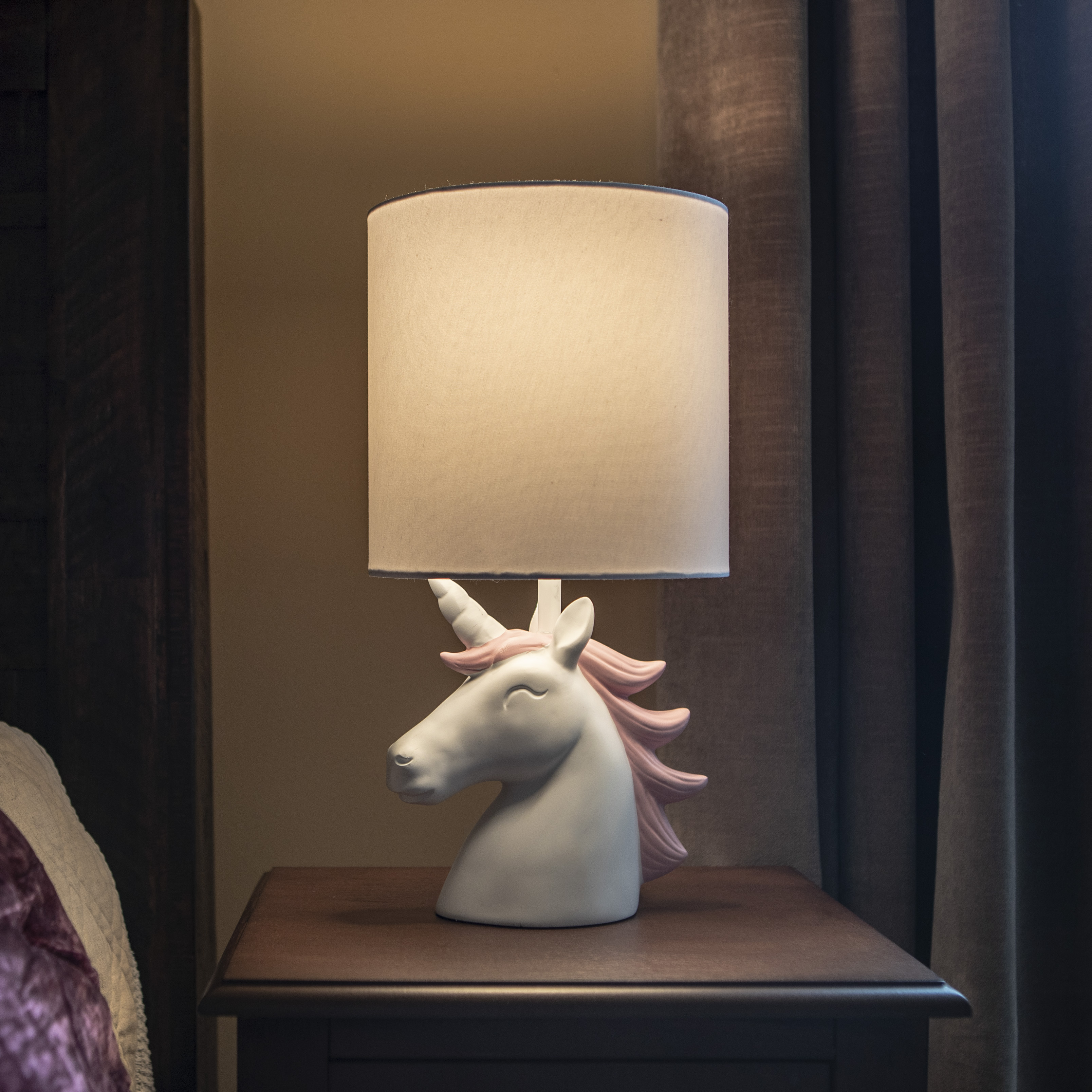 Kids Unicorn Table Lamp, White and Pink, Your Zone,