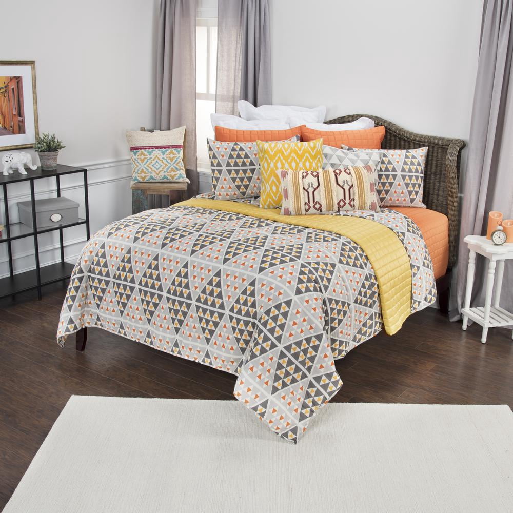 Rizzy Home Maddux Place Tommy Geometric 2 Piece Quilt Set, Twin X-Large, Orange