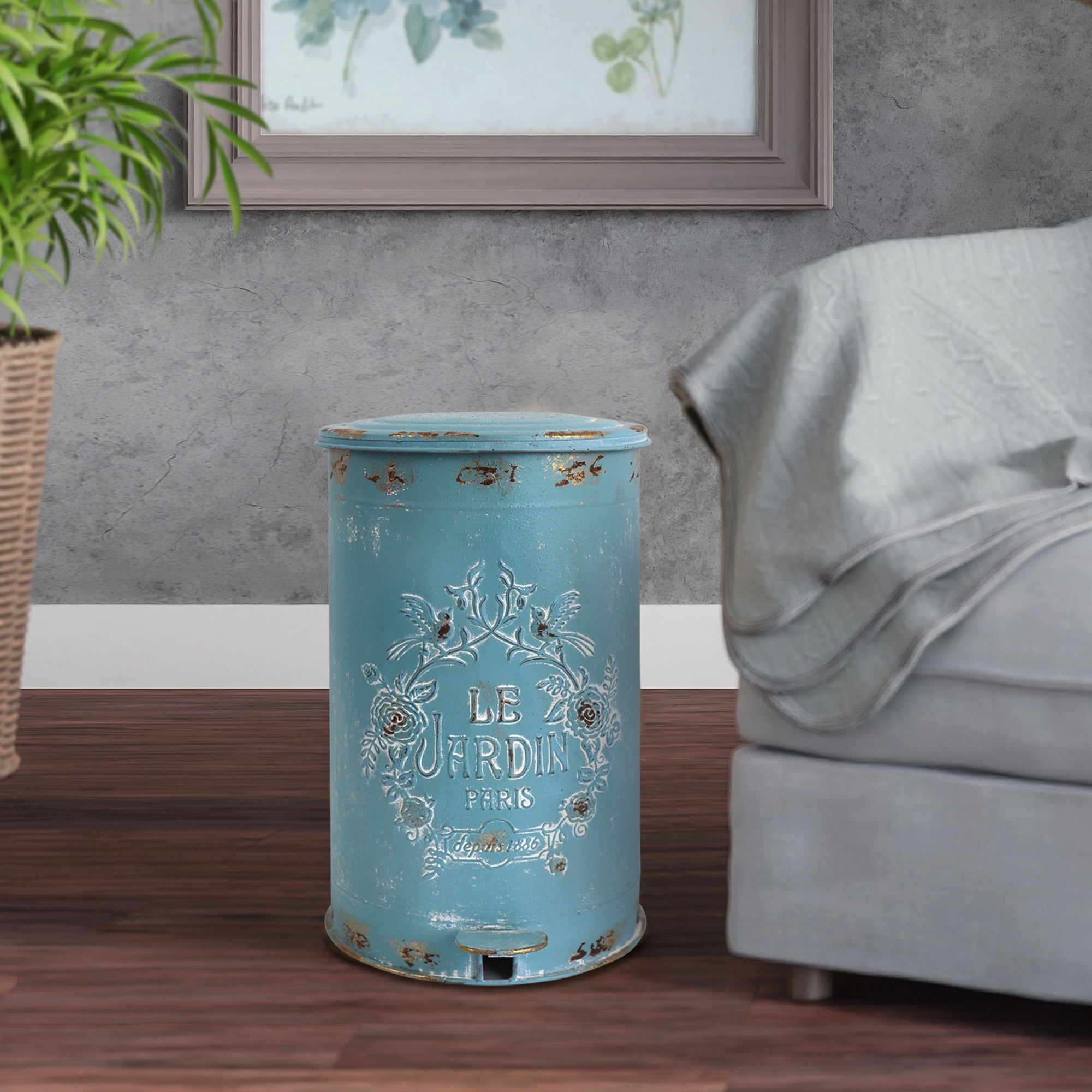 Vintage Metal Step On Trash Can With Lid 4.5 Gallon Farmhouse Rustic Garbage Can Waste Bin for Kitchen Bathroom Bedroom Porch