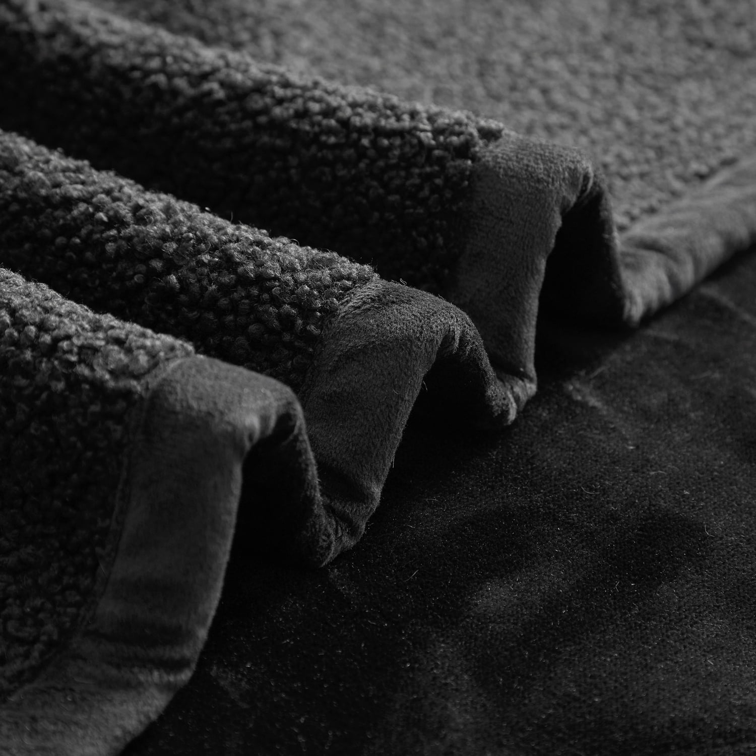 Dearfoams Reversible Cozy Teddy Oversized Couch Throw Blanket, Black, 50 x 70 in