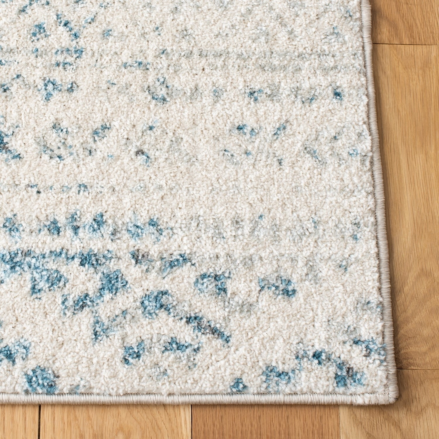 SAFAVIEH Tulum Lakisha Southwestern Area Rug, Ivory/Turquoise, 6'7" x 6'7" Round