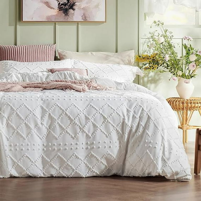 Bedsure Duvet Cover King Size - , Boho Bedding for All Seasons, 3 Pieces  Embroidery Shabby Chic Home…See more Bedsure Duvet Cover King Size - , Boho