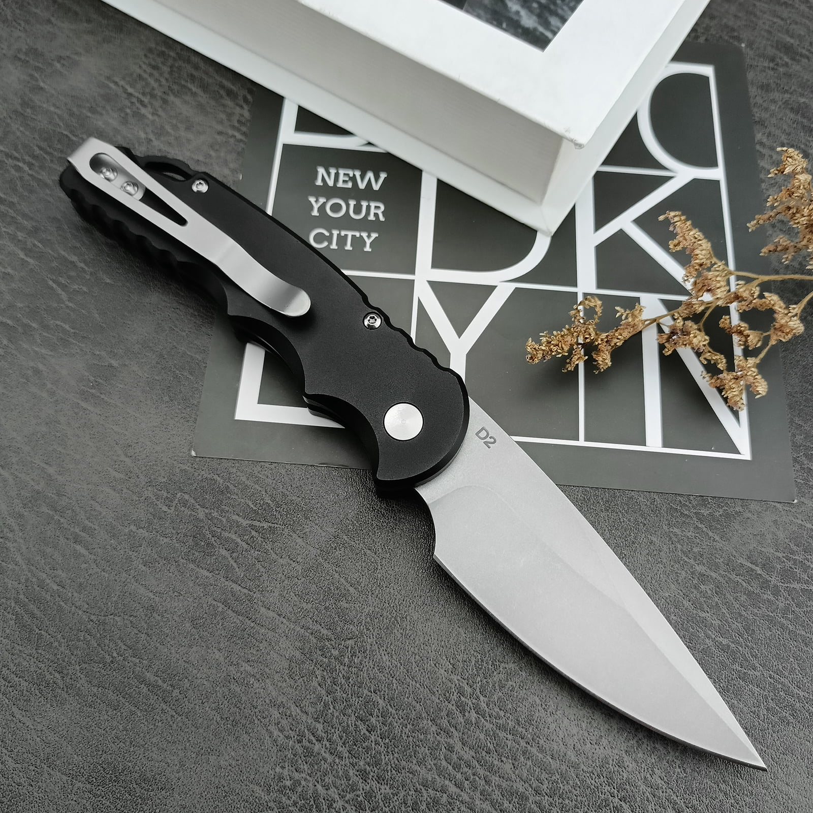 EDC Utility Knife with Pocket Clip, Folding Pocket Knife with 2.8’’ D2 Blade Aluminum Alloy Handle for Camping Hiking
