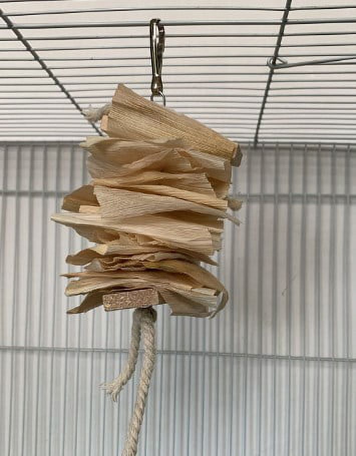 Bird Chewing Toy Natural Cornhusk Hanging Toy Hanging Chew Toy For