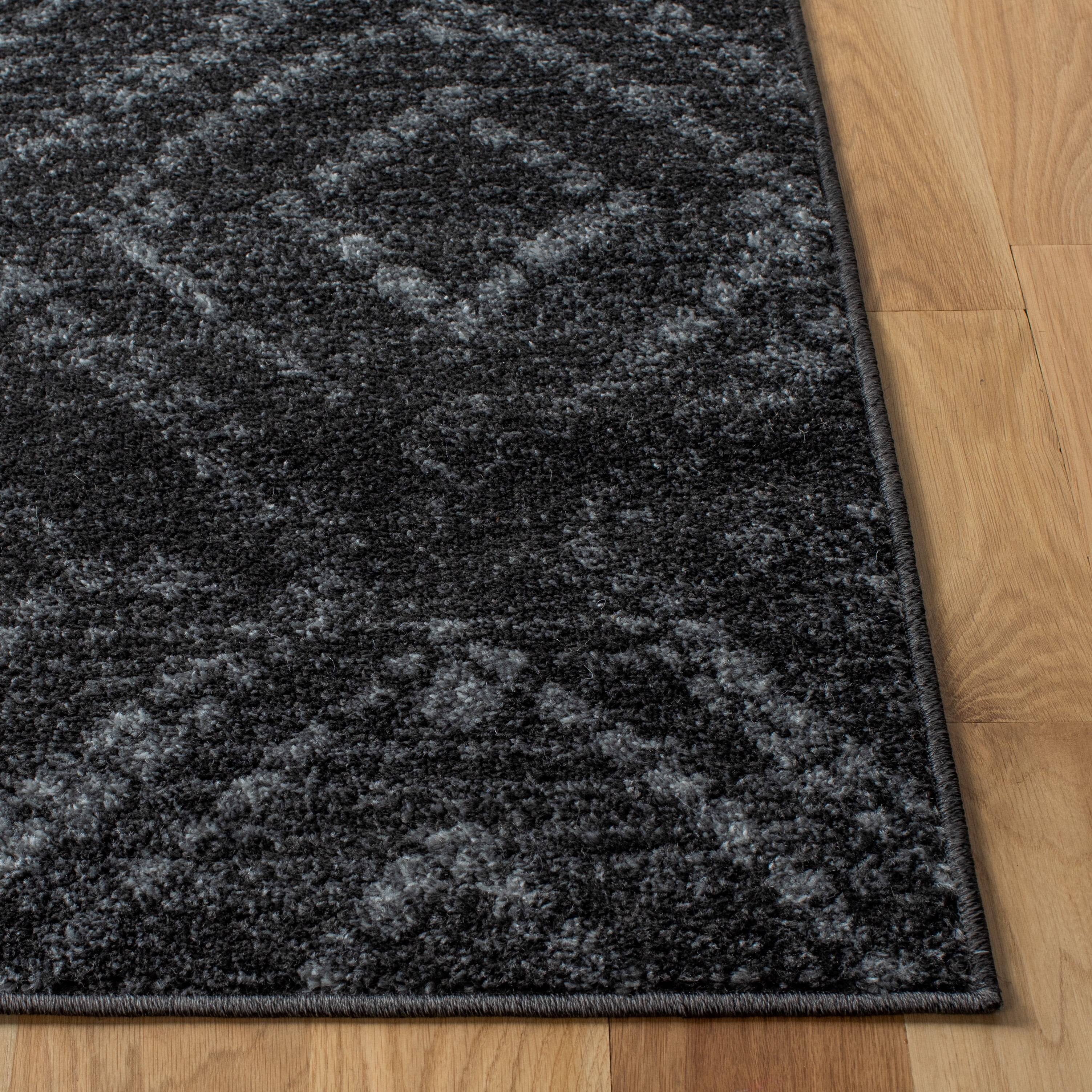 Safavieh Adirondack Lecia Geometric Runner Rug, Dark Gray/Gray, 2'6" x 10'