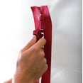 thumbnail image 2 of Cremallera ZipWall de alta resistencia para barreras antipolvo, paquete de 2, roja, 2 of 6