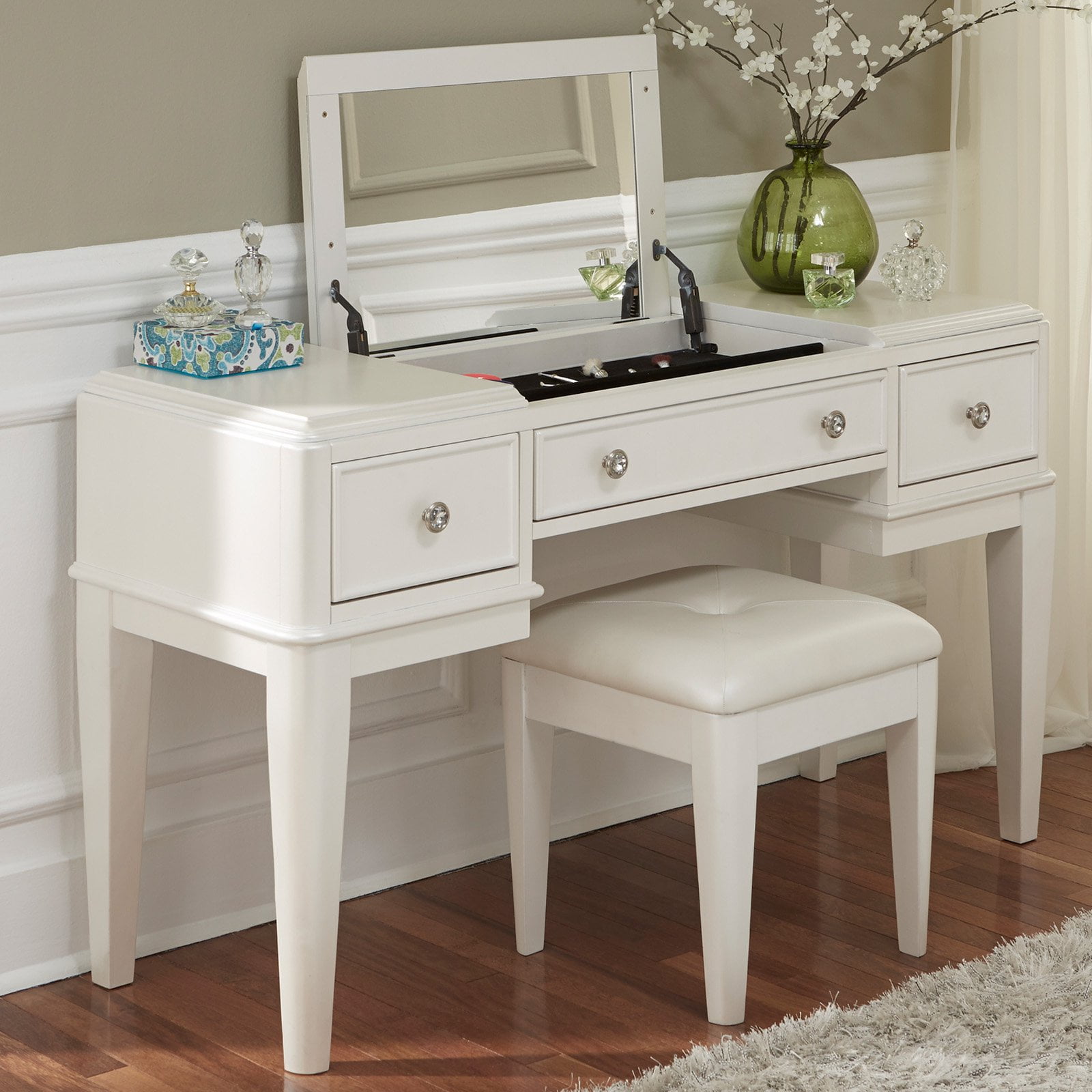 Liberty Furniture Stardust Bedroom Vanity With Optional Stool Liberty Furniture Stardust Bedroom Vanity With Optional Stool