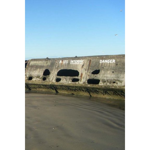 Normandy Beach France : Notebook (Paperback)