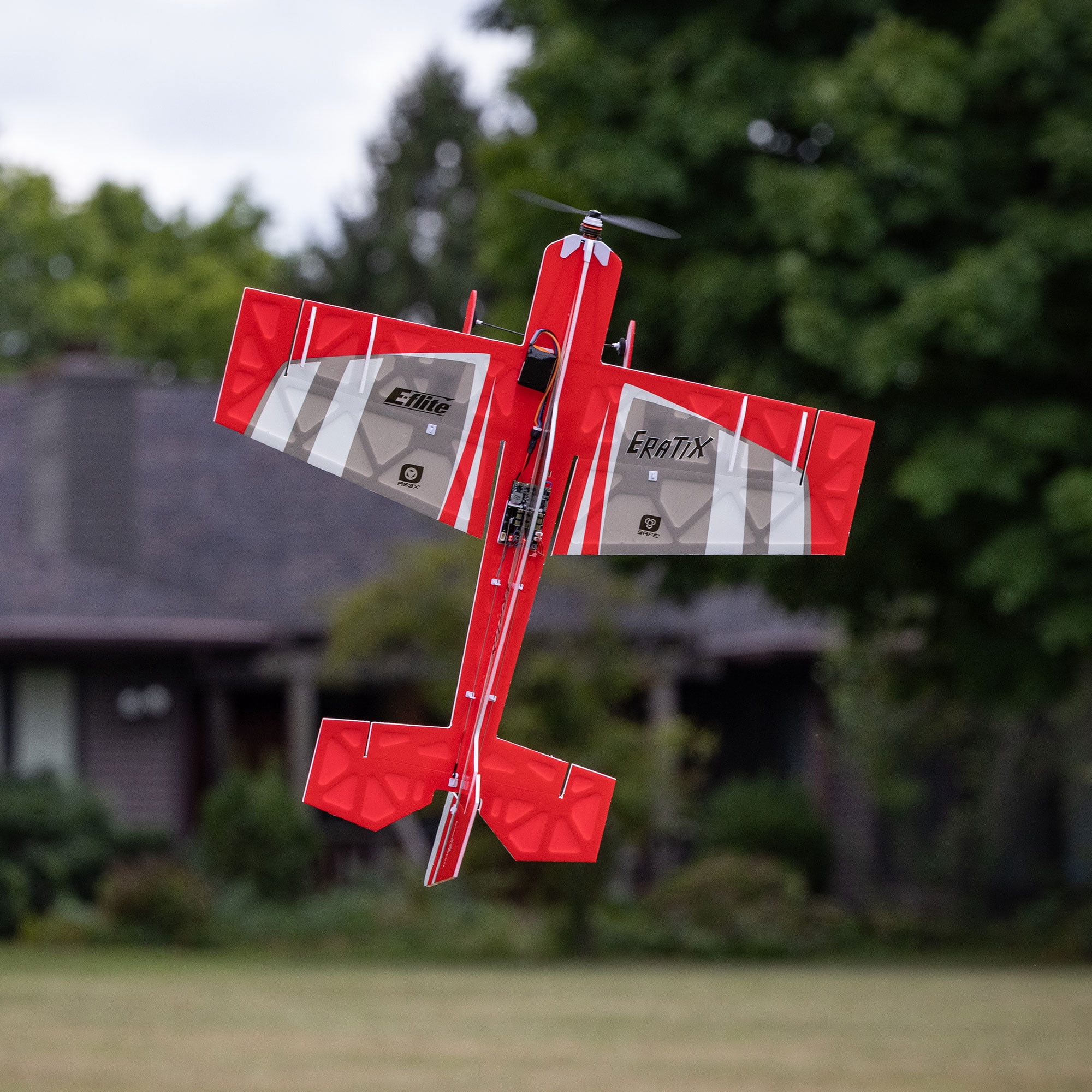 E-flite UMX Eratix 3D FF Flat Foamy 450mm BNF-Basic and SAFE EFLU02050 RC Aerobatic Airplanes
