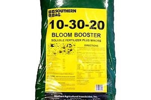 Start and Bloom 10-30-20 Soluble Fertilizer Root 5 Lbs. 