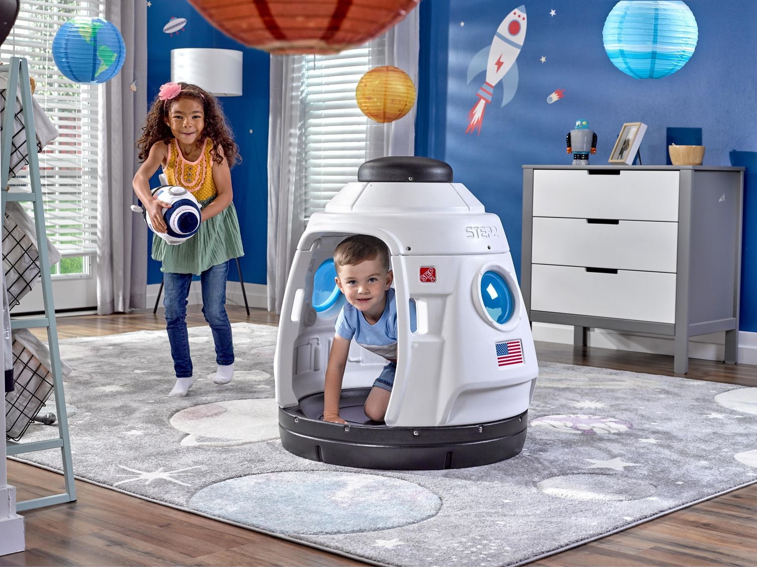 Step2 Space Capsule Swing for Kids, 2-in-1 Outdoor Kids Swing and Playhouse, Enclosed Capsule Swing Seat, Ages 3–7 Years