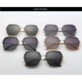 thumbnail image 3 of Men Polarized Retro Fashion Sunglasses Outdoor Sunshade Beach (Color : B, Size : Medium), 3 of 4
