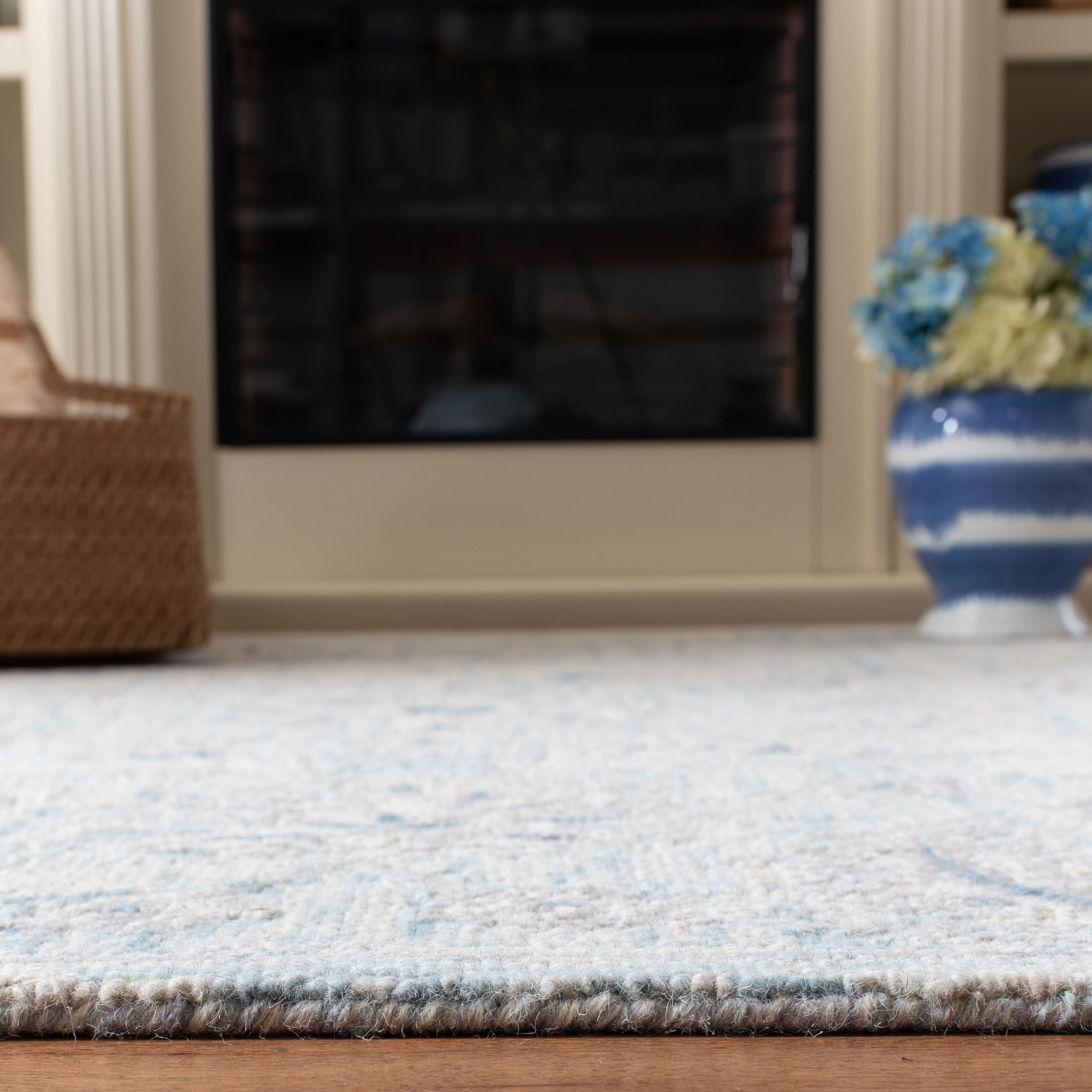 SAFAVIEH Micro-Loop Carl Floral Overdyed Wool Runner Rug, Light Blue/Ivory, 2'3" x 7'