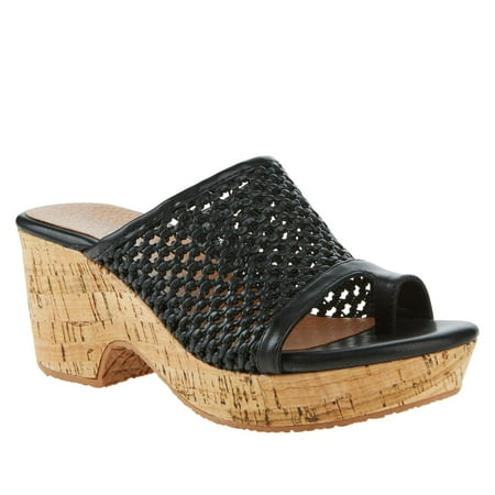 

Baretraps� Bethie Woven Wedge Sandal