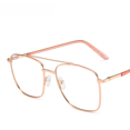 thumbnail image 4 of Gafas planas de doble haz simples a la moda, gafas de estilo coreano para hombre, montura grande de Metal, gafas antiazules, montura de gafas cuadradas Retro, 4 of 5