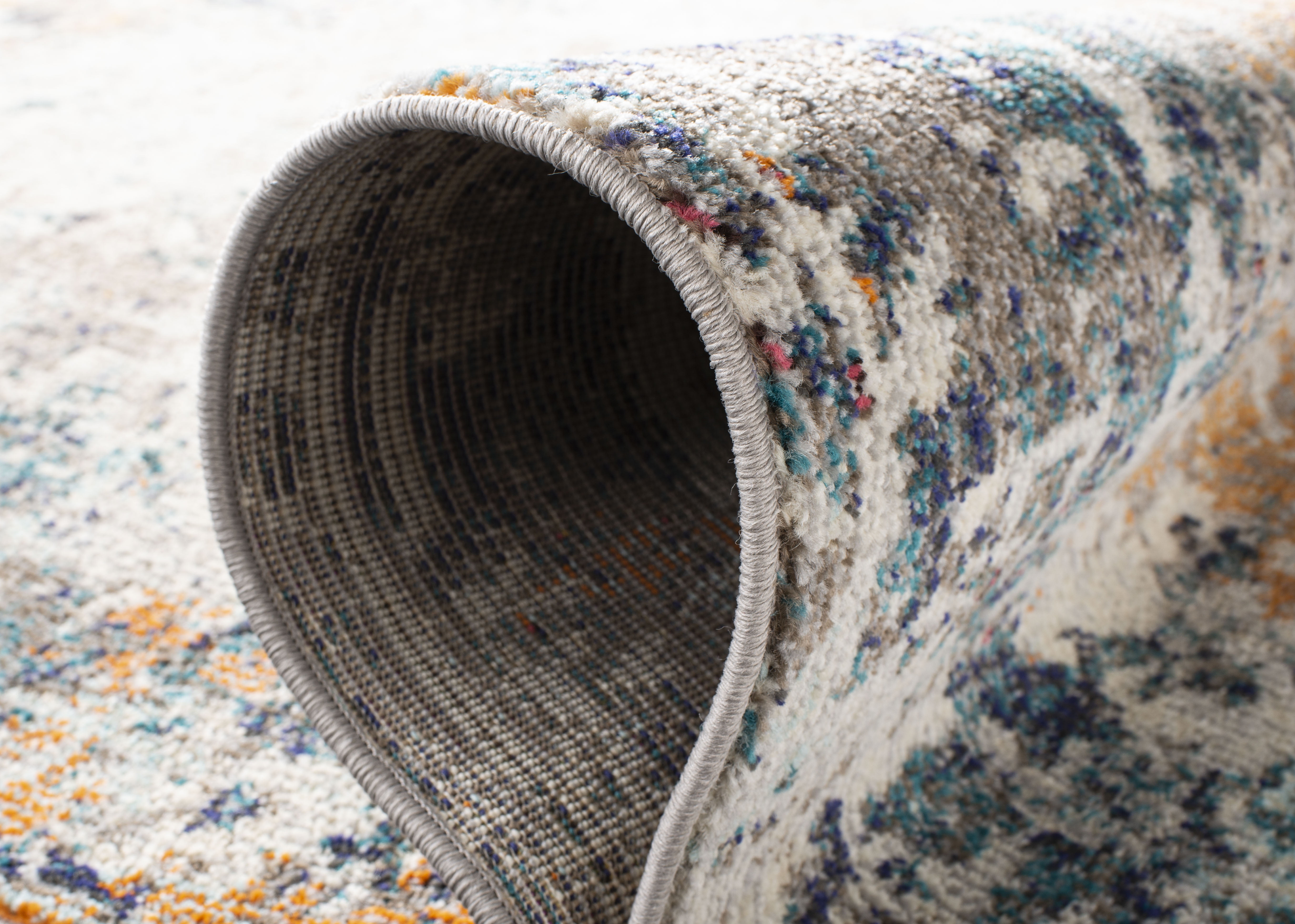 SAFAVIEH Madison Nita Vintage Floral Area Rug, Grey/Beige, 5' x 5' Square