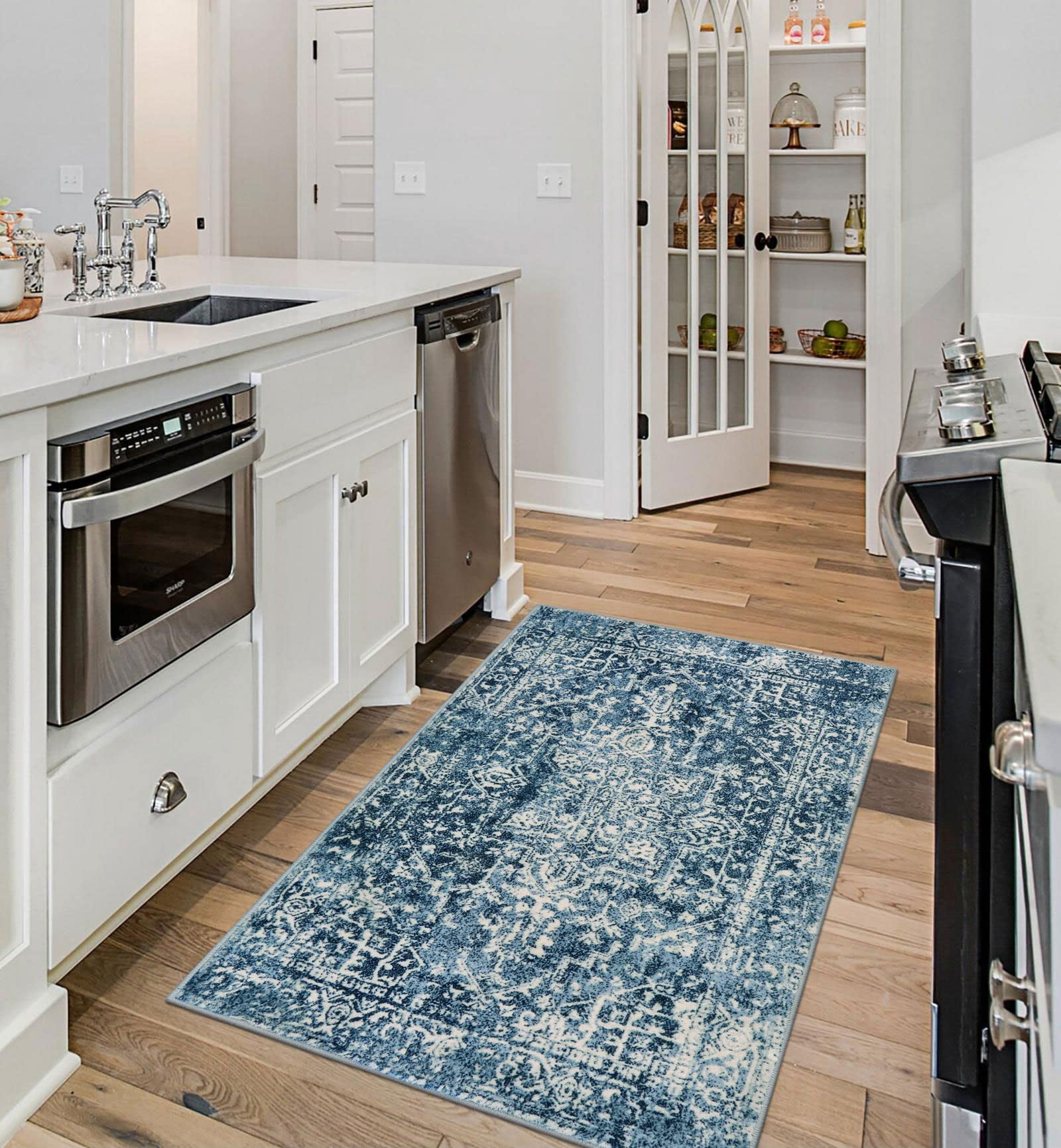 Wonnitar Vintage 3x5 Rug, Washable Rug Runner for Hallways Non-Slip, Traditional Non-Shedding Entryway Mat Soft Carpet for Bathroom Foyer Bedroom