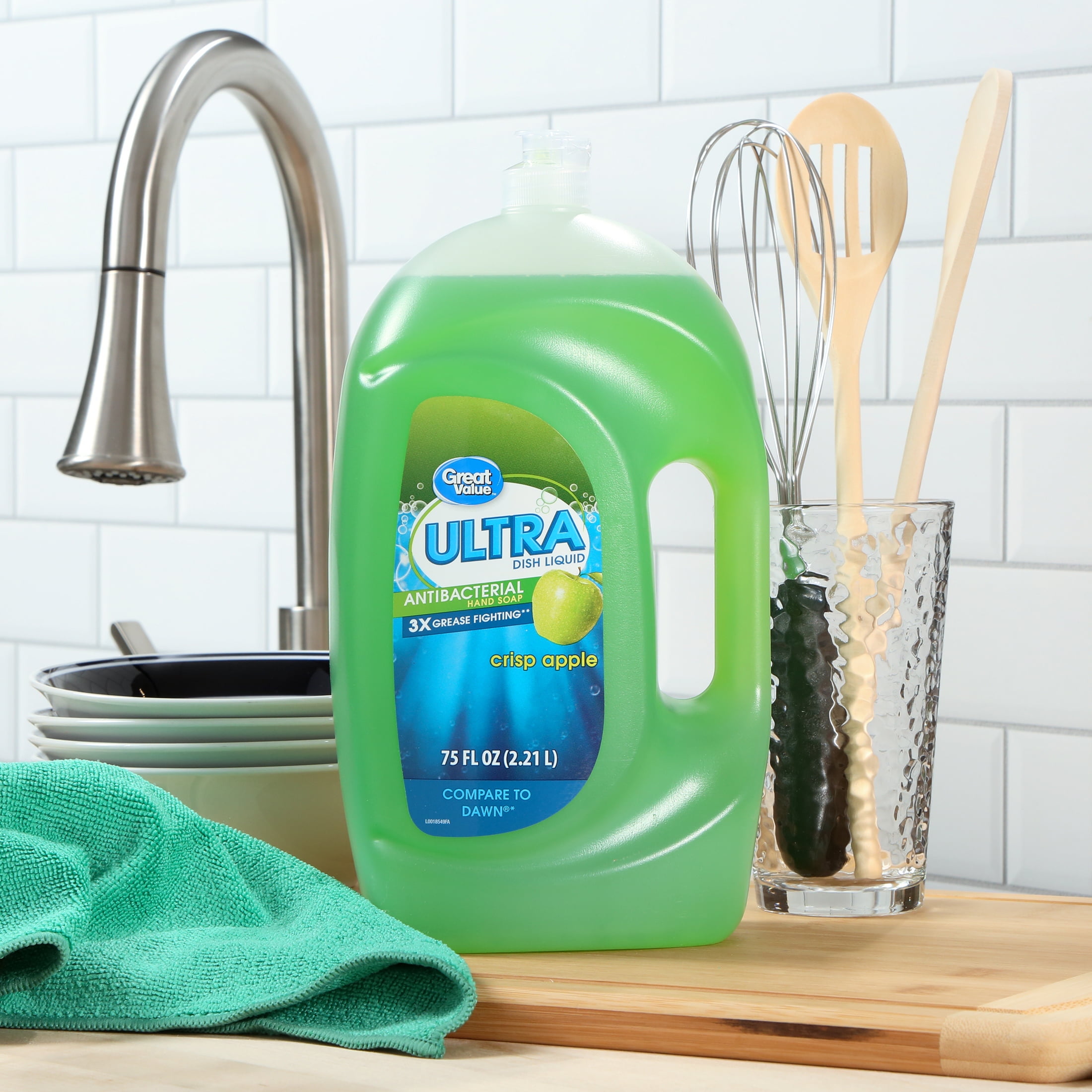 Great Value Crisp Apple Antibacterial Ultra Dish Liquid, 75 fl oz