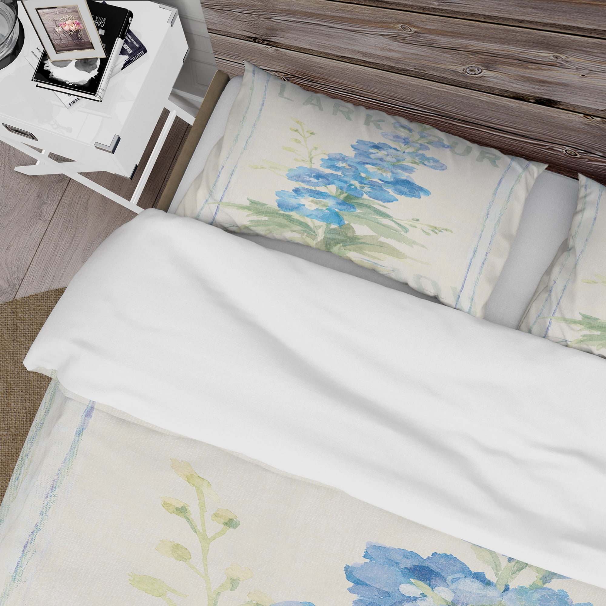 Designart 'Floursack Florals VII' Cottage Duvet Cover Set