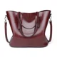 thumbnail image 1 of Bolso grande de cuero al óleo para mujer, bandolera de hombro, moda europea y americana, novedad de 2022, 1 of 5