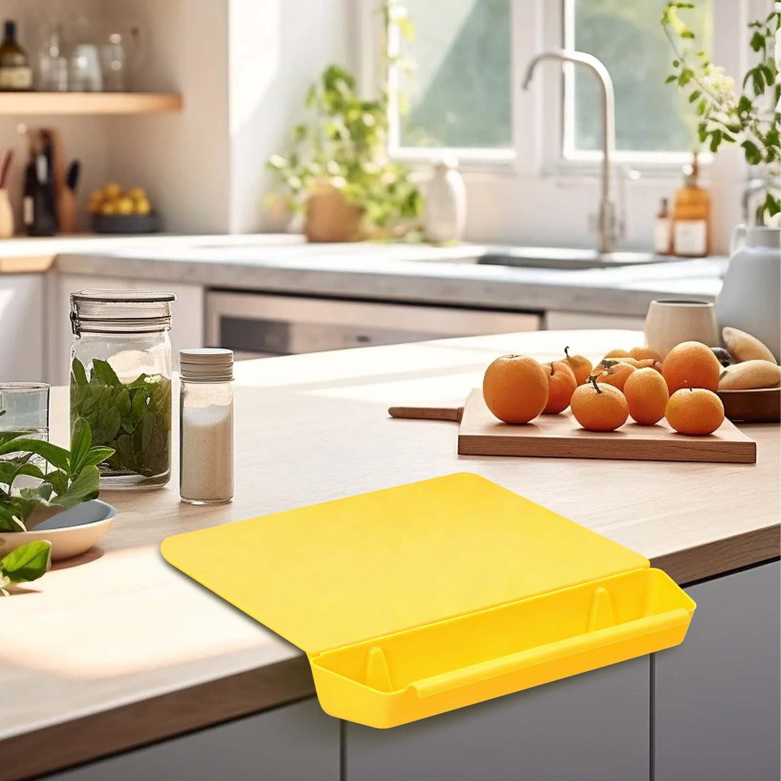 Plastic Cutting Board With Storage Bags,11x14 Inch 2-In-1 Non-slip Cutting Board With Removable Storage for Kitchen Vegetable and Fruit Meal Prep Deck For Food，Dishwasher Safe(Yellow)