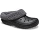 thumbnail image 5 of Pantuflas Crocs Classic Blitzen IV Unisex Negro Cálidas y Cómodas, 5 of 6