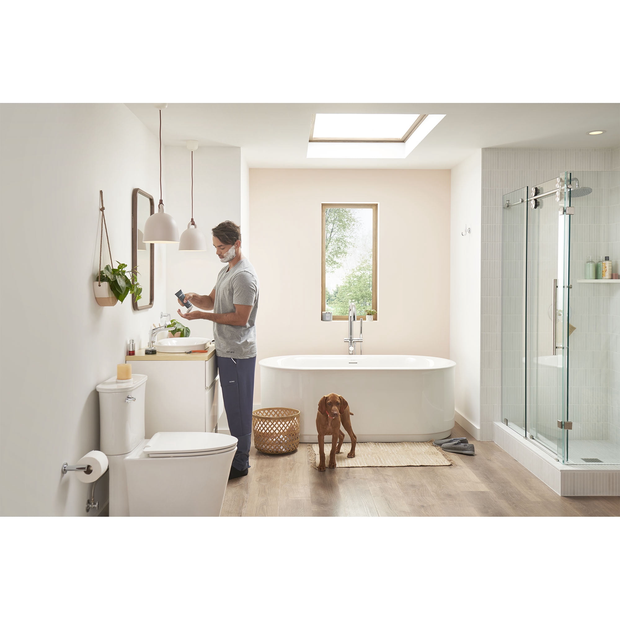 American Standard Contemporary Round Freestanding Bathtub With Lever Handle Faucet for Flash Rough-In Valve