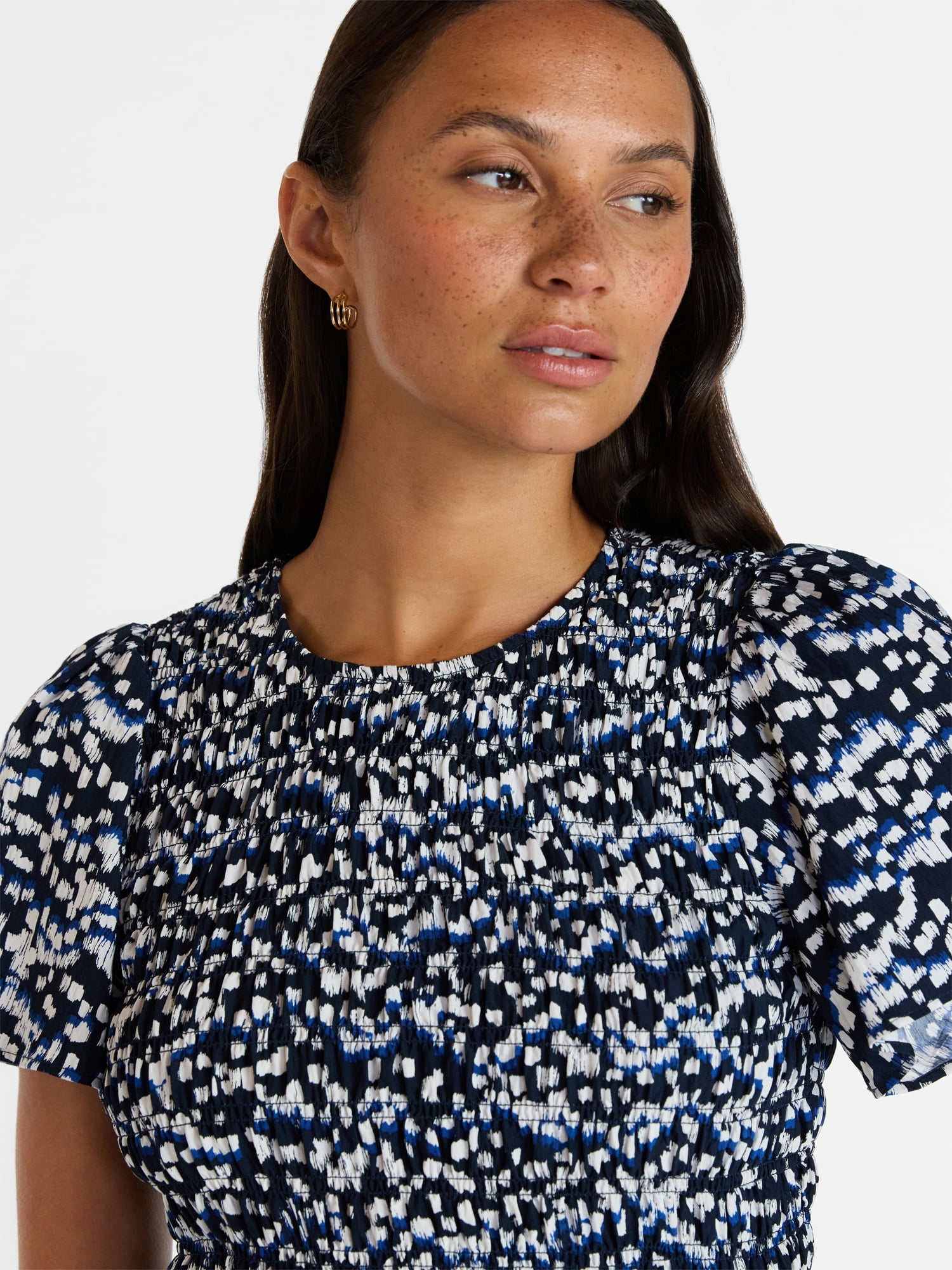 Time and Tru Women's Smocked Top with Short Puff Sleeves, Sizes XS-XXXL