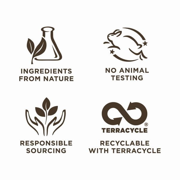 Burt's Bees Baume hydratant pour les lèvres 100% d’origine naturelle, mélange de fruits, 3 paq Ces trois baumes pour les lèvres aux superfruits de Burt’s Bees® aident les lèvres à se sentir à leur meilleur grâce aux vertus naturelles de la cire d’abeille et aux puissants extraits de fruits.