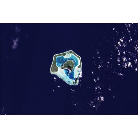 24"x36" Gallery Poster, Maupiti Island