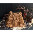 thumbnail image 4 of Nordic Ware 92648 Moule à Bundt Manor Hanté, un, Bronze, 4 of 5