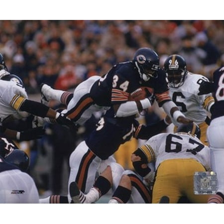 - Walter Payton - Action airbound Sports Photo
