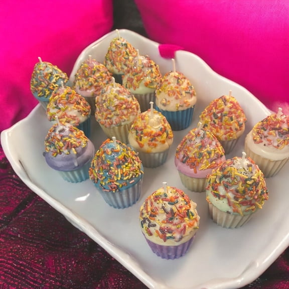 Cupcake Scented Candle with 50  Burn hr Time, 3PK