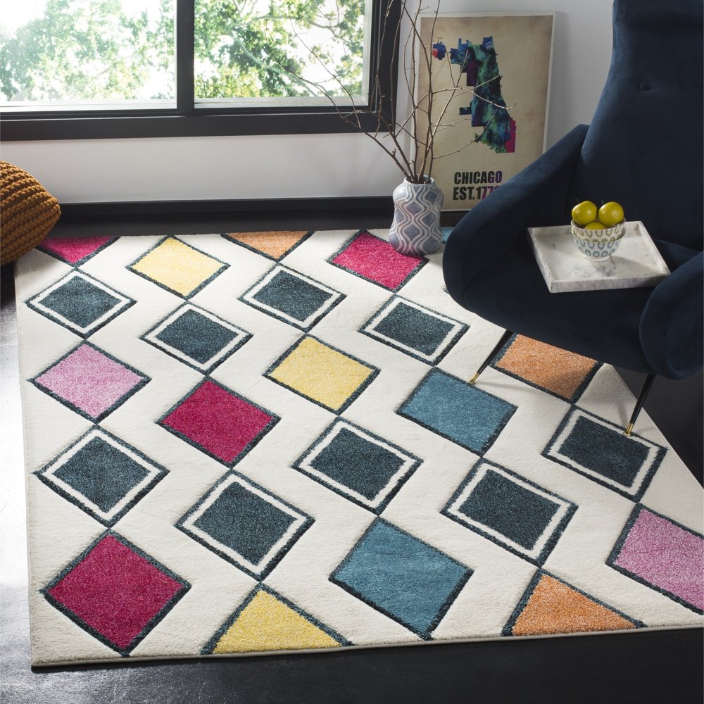 Safavieh Hollywood Ronni Geometric Area Rug or Runner