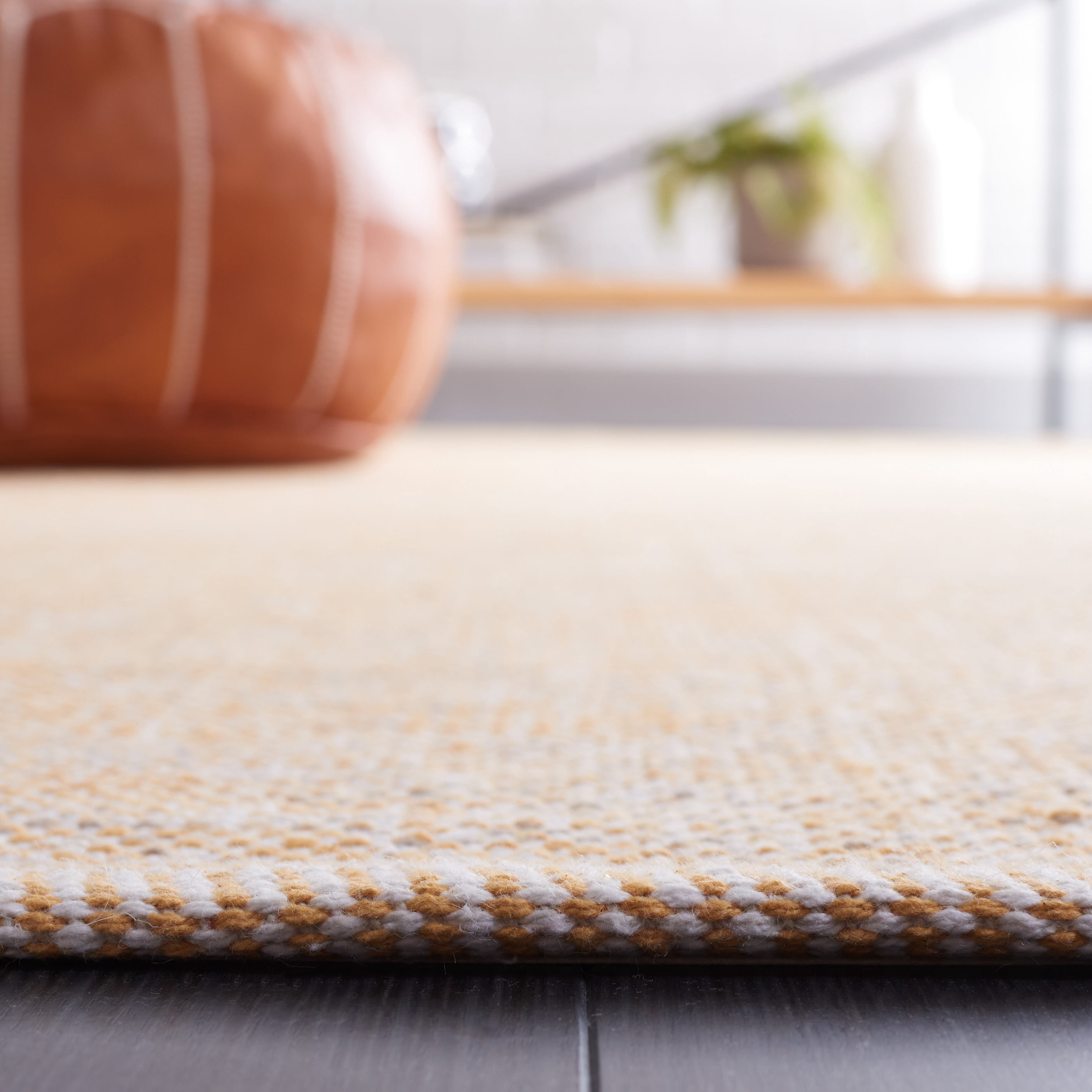 SAFAVIEH Montauk Cian Distressed Cotton Area Rug, Yellow/Ivory, 8' x 10'