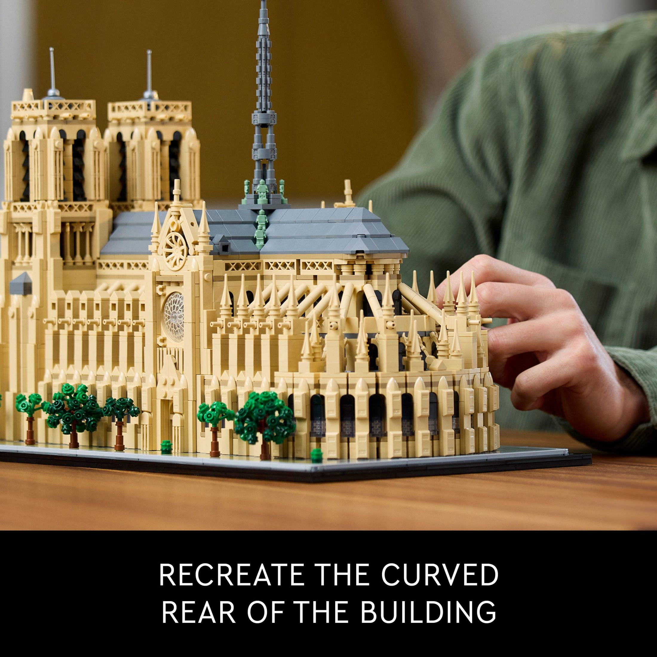 LEGO Architecture Notre-Dame de Paris Replica, Architectural Model Kit, Collectible Building Set for Adults, Build and Display France Souvenir, Paris Gift for Lovers of History, Travel and Art, 21061