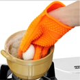 thumbnail image 3 of Heat Resistant Silicone Glove Cooking Baking BBQ Oven Pot Holder Red, 3 of 6
