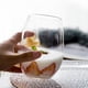 thumbnail image 3 of Juego de copas de vino de cristal sin tallo, copas de vino blanco sin tallo, copas de vino tinto sin tallo, juego de 2 copas de vino, 3 of 5