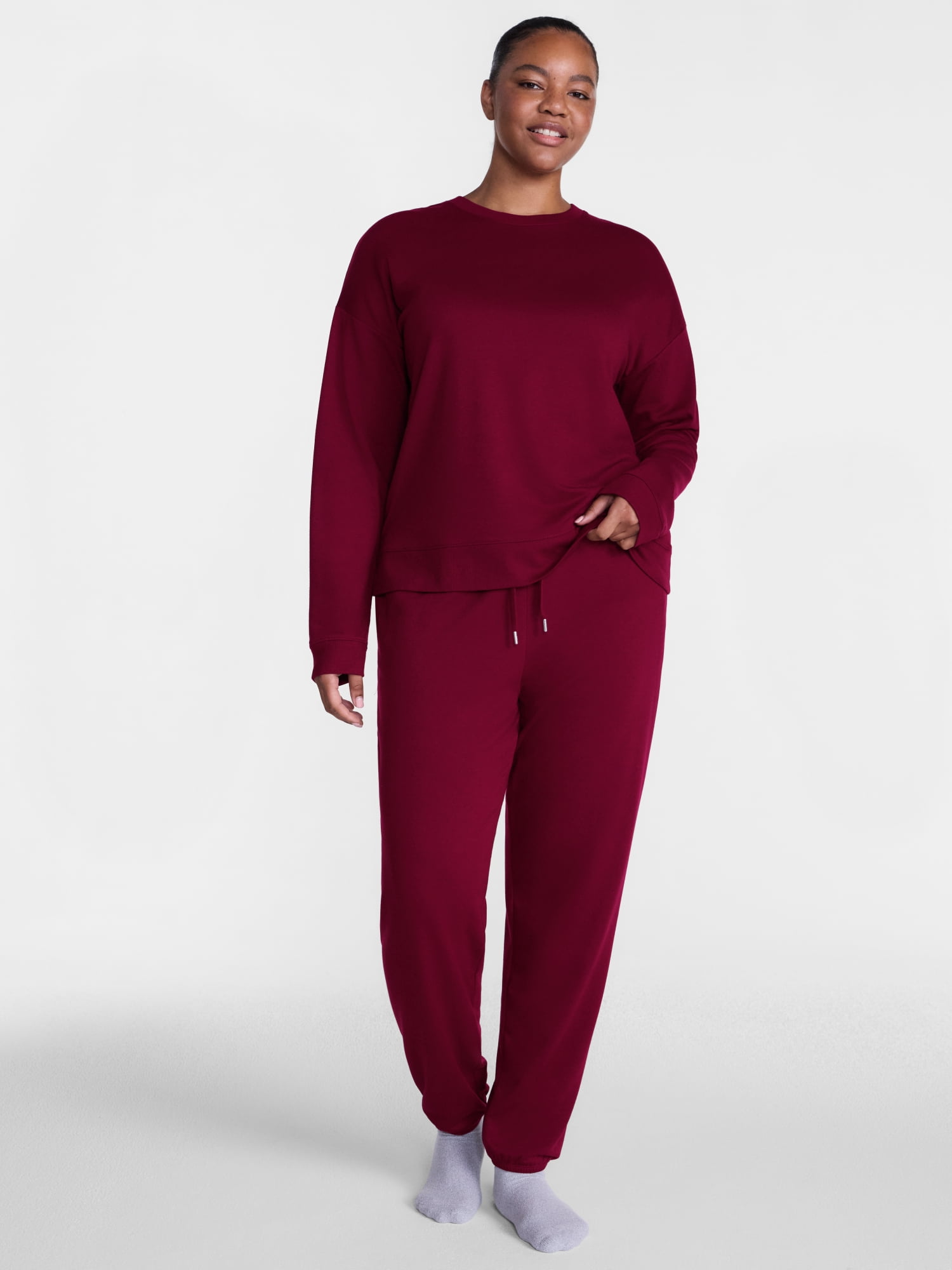 Joyspun Women's Fleece Lounge Sleep Top and Joggers, 2-Piece Pajama Set, Sizes XS-3X