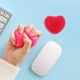 thumbnail image 4 of Juego de 4 pelotas de agarre para fortalecer las manos, con forma de corazón, para ejercitar los dedos y las muñecas, 4 of 7